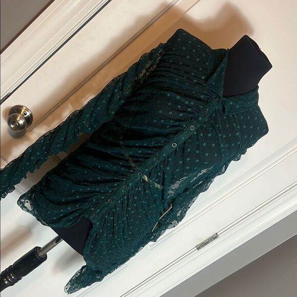 BNWT - STEELE LITA LONG SLEEVE GREEN LACE TOP - XL - Picture 1 of 8